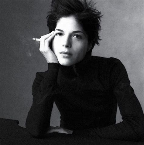 Selma Blair 2024: dating, net worth, tattoos, smoking & body